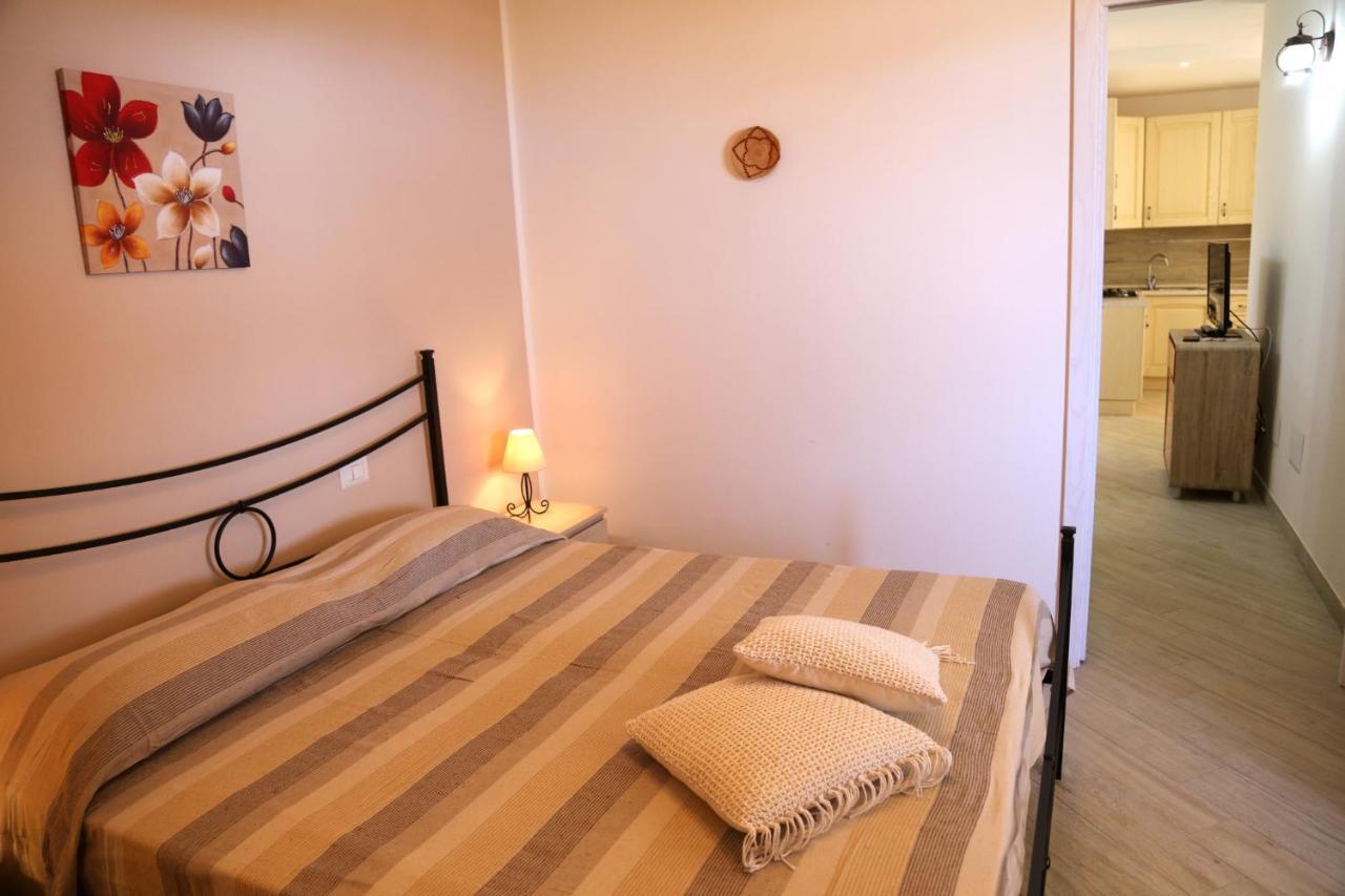 Ferienwohnung La Casa Di Geppo Castelsardo Exterior foto